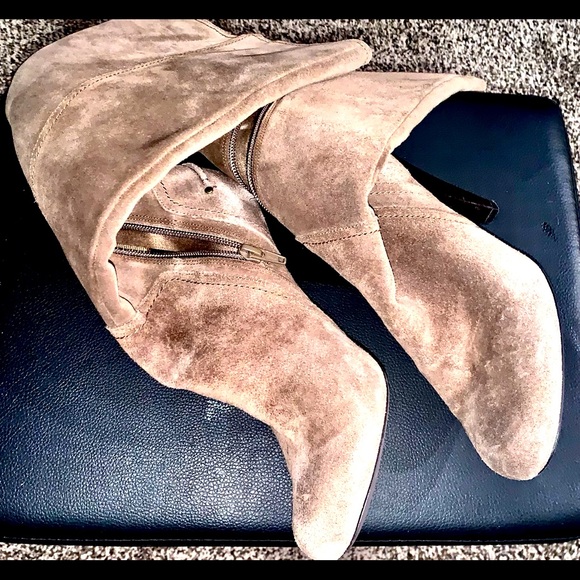 Women’s JESSICA SIMPSON boots - Picture 3 of 3